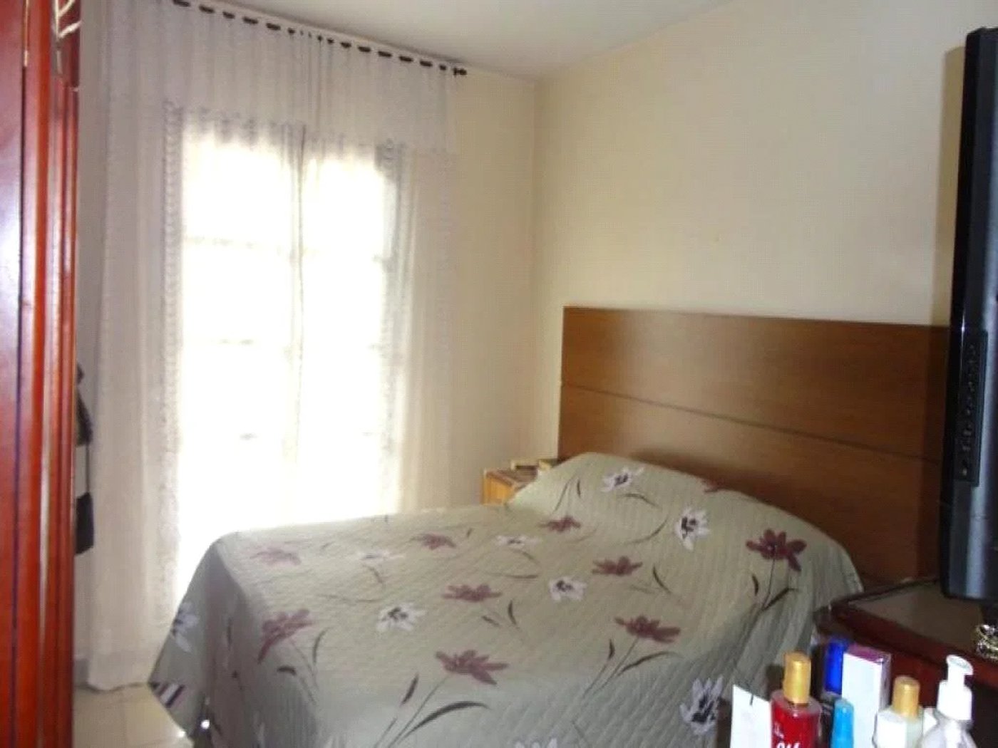 Casa à venda com 3 quartos, sendo 1 suíte, em Jardim Esmeralda, São Paulo, SP