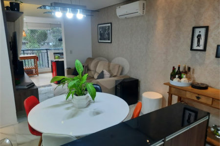 Apartamento à venda com 3 quartos, sendo 1 suíte, em Vila Andrade, São Paulo, SP