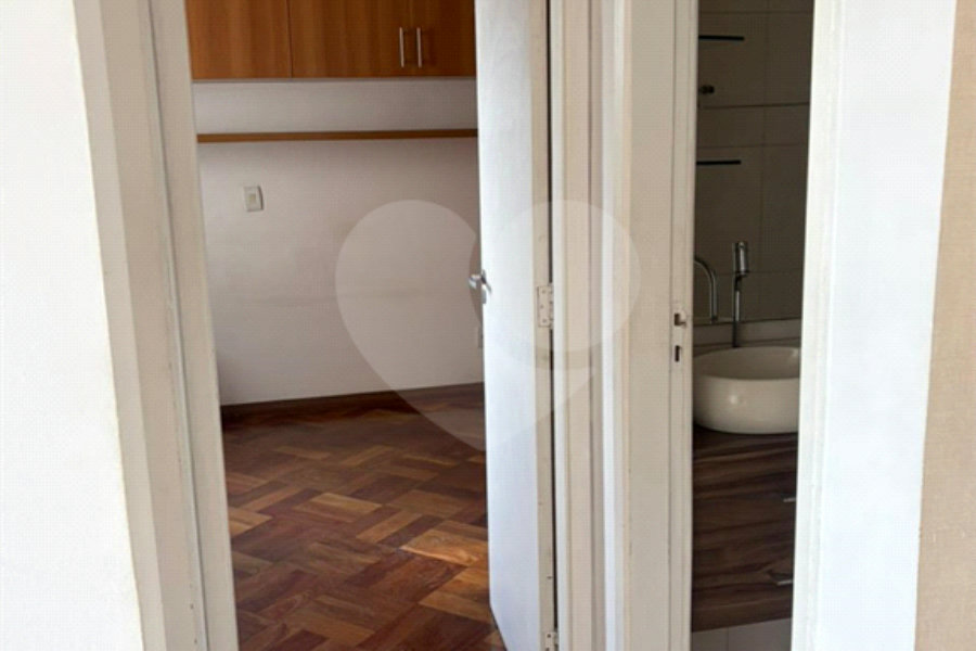 Apartamento à venda com 2 quartos, sendo 1 suíte,  em Vila Galvão, Guarulhos, SP