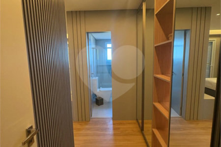 Apartamento à venda com 3 suítes em Urbanova, São José dos Campos, SP