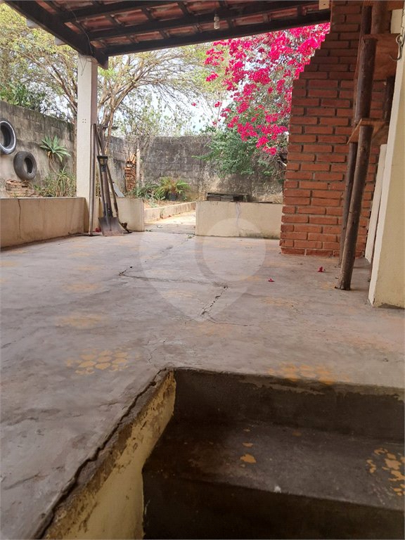 Casa à venda com 2 quartos em Vila Santana II, Jundiaí, SP