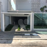 Casa à venda com 3 quartos, sendo 1 suíte, no condomínio Parque Vitória, São Paulo - SP