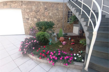 Sobrado à venda com 3 quartos, sendo 1 suíte, em Jardim Franca, São Paulo, SP