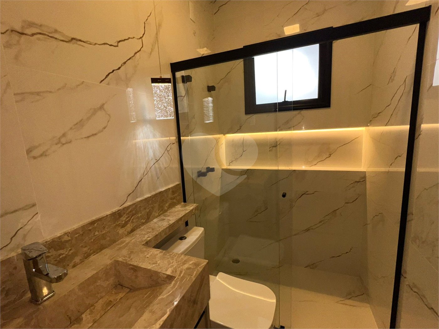 Casa à venda com 3 quartos, sendo 1 suíte,  no condomínio Villagio_ipanema 1, Sorocaba - SP