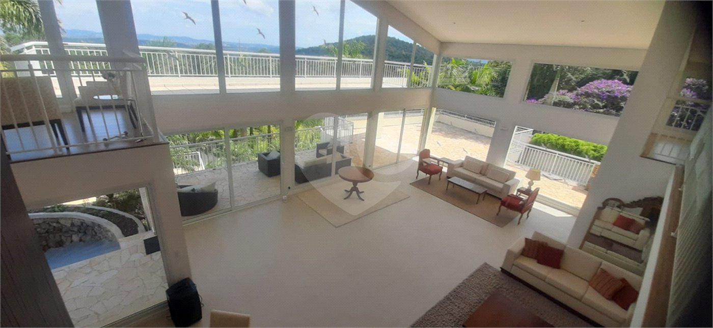 Casa à venda com 6 suítes no condomínio Sausalito, Mairiporã - SP