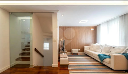Casa à venda com 4 quartos, sendo 2 suítes,  no condomínio Melbourne Residence, São Paulo - SP