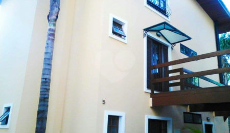 Casa para alugar com 4 quartos, sendo 2 suítes,  no condomínio Palm Garden, São Paulo - SP