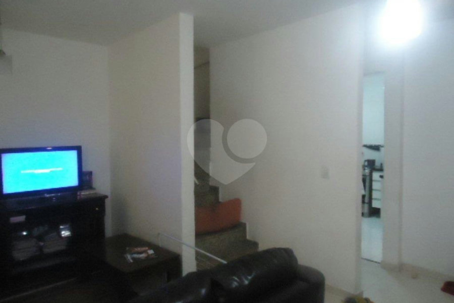 Casa de Vila à venda com 3 quartos, sendo 1 suíte, em Vila Isolina Mazzei, São Paulo, SP