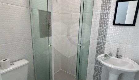 Casa em condomínio à venda com 2 quartos em Mato Dentro, Atibaia, SP