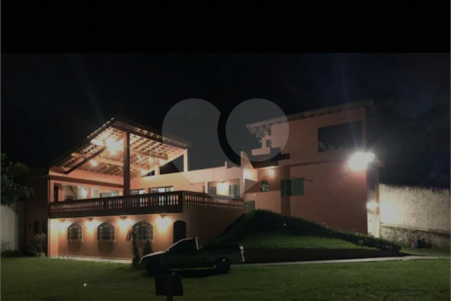 Chácara à venda com 3 quartos em Parelheiros, São Paulo, SP