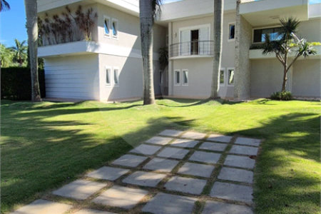 Casa à venda com 5 suítes no condomínio Lago Azul 1, Araçoiaba da Serra - SP