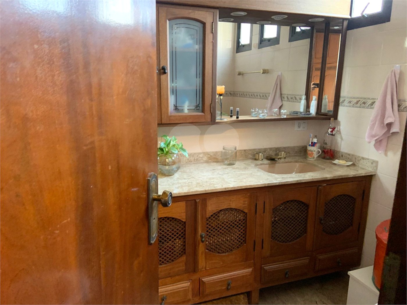 Apartamento à venda com 4 quartos, sendo 3 suítes,  em Pinheiros, São Paulo, SP