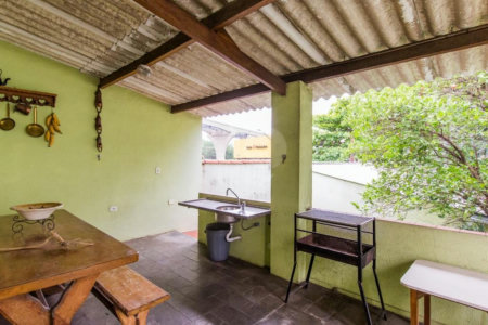 Sobrado à venda com 3 quartos, sendo 1 suíte, em Brooklin, São Paulo, SP