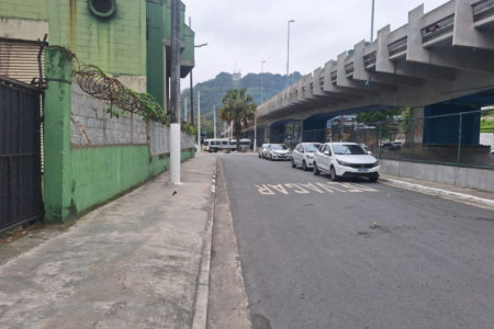 Galpão à venda, 3285 m² por R$ 5.500.000,00 - Valongo - Santos/SP
