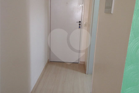 Apartamento à venda com 3 quartos, sendo 1 suíte, em Vila Rubens, Mogi das Cruzes, SP