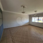 Casa à venda com 3 quartos, sendo 2 suítes, no condomínio Terras de São Francisco, Vinhedo - SP