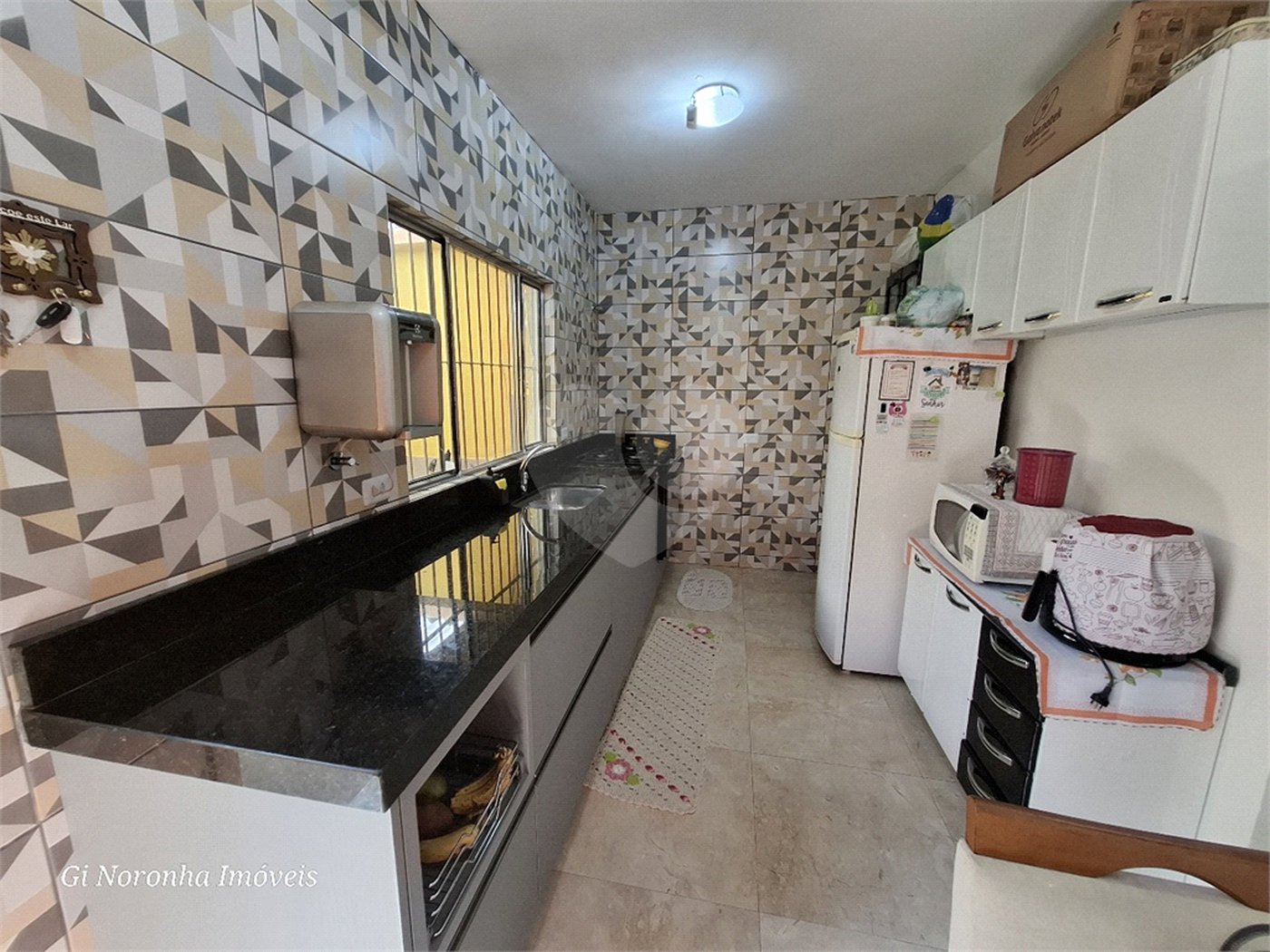 Casa à venda com 2 quartos, sendo 1 suíte, no condomínio Residencial Mirage, Mogi das Cruzes - SP