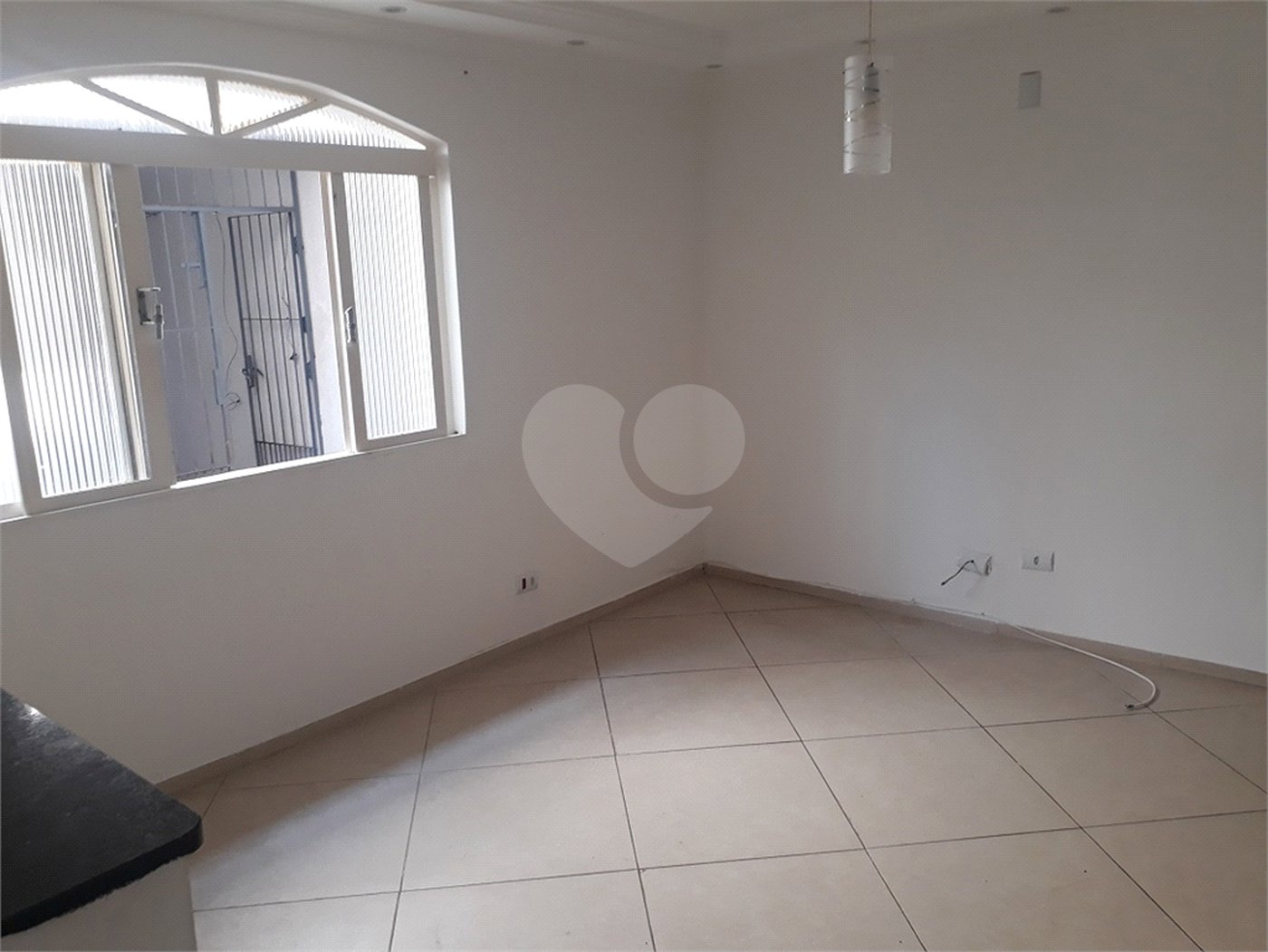 Casa à venda com 4 quartos, sendo 1 suíte, em Jaçanã, São Paulo, SP