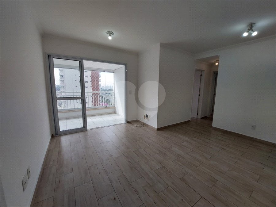 Apartamento para alugar com 2 quartos, sendo 1 suíte, em Parque São Domingos, São Paulo, SP