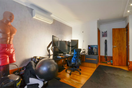 Casa à venda com 5 quartos, sendo 4 suítes, no condomínio Espaço Mobile - Real Parque, São Paulo - SP