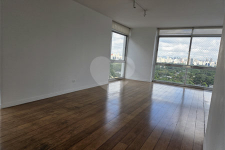 Apartamento à venda com 2 suítes em Cerqueira César, São Paulo, SP