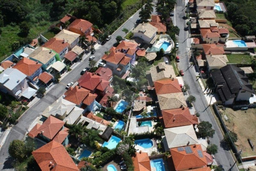 Casa à venda com 4 suítes em Horto Florestal, São Paulo, SP