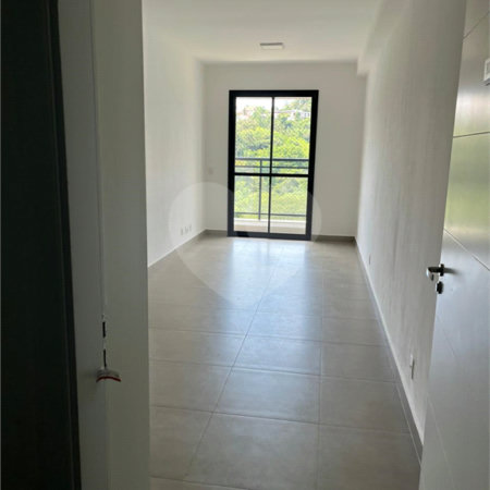 Apartamento à venda com 1 suíte em Vila Thais, Atibaia, SP