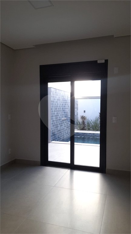 Casa à venda com 3 suítes no condomínio Jardim Laguna, Indaiatuba - SP