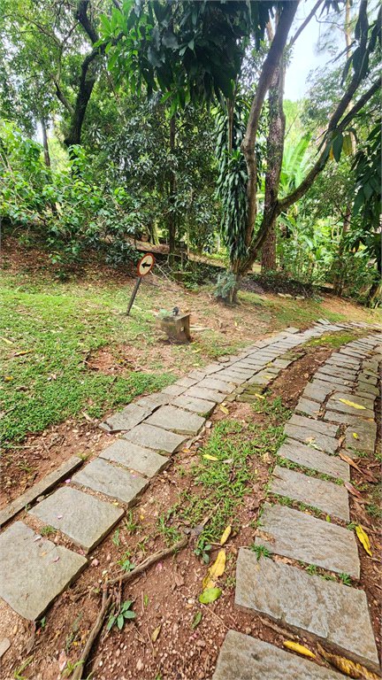 Chácara à venda com 4 quartos, sendo 3 suítes, em Pinheirinho, Vinhedo, SP