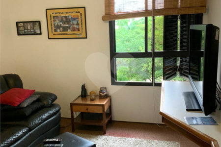 Apartamento à venda com 4 quartos, sendo 2 suítes, em Real Parque, São Paulo, SP