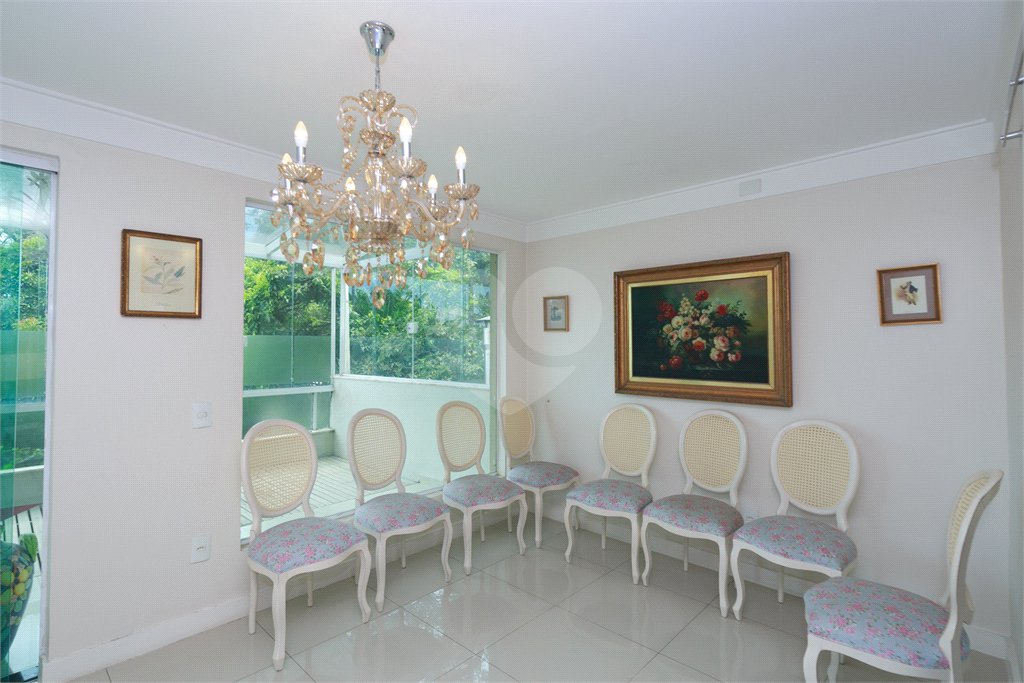 Casa à venda com 4 suítes no condomínio Bellagio, São Paulo - SP