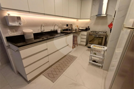 Apartamento à venda com 3 quartos, sendo 1 suíte, em Copacabana, Rio de Janeiro, RJ