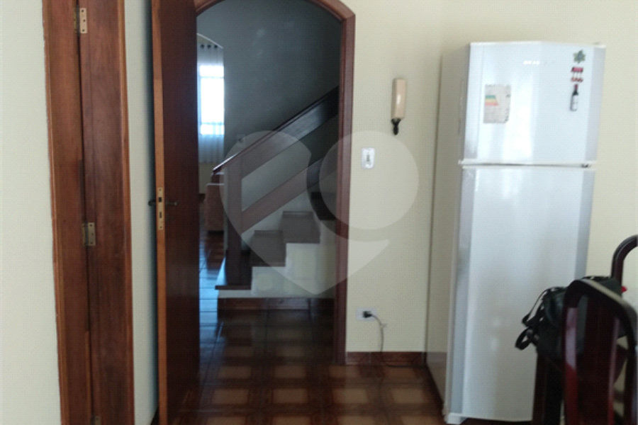 Sobrado à venda ou para alugar com 3 quartos, sendo 1 suíte, em Horto, São Paulo, SP
