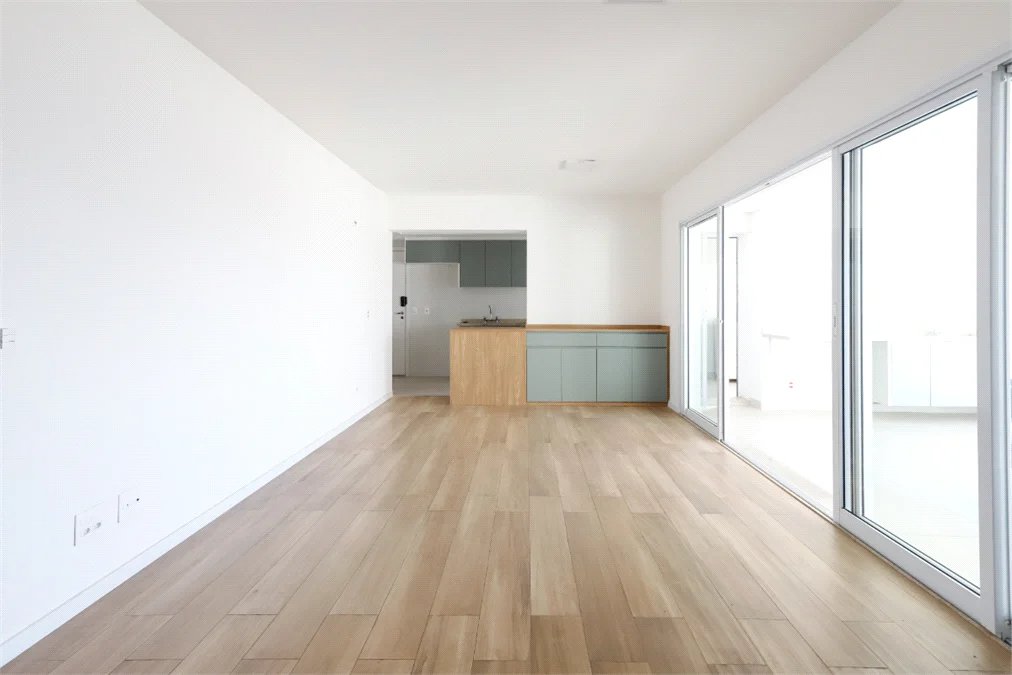 Apartamento à venda com 3 suítes em Vila Anastácio, São Paulo, SP