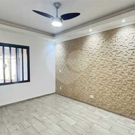 Casa à venda com 3 quartos, sendo 1 suíte, em Jardim São Lourenzo, Sorocaba, SP