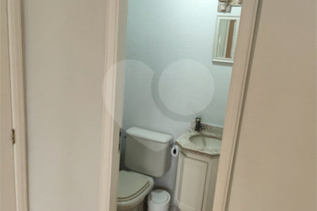 Apartamento à venda com 3 quartos, sendo 1 suíte, em Indianópolis, São Paulo, SP