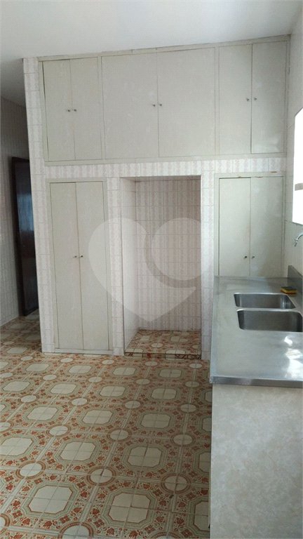 Casa à venda com 3 quartos, sendo 2 suítes, em Brooklin Paulista, São Paulo, SP
