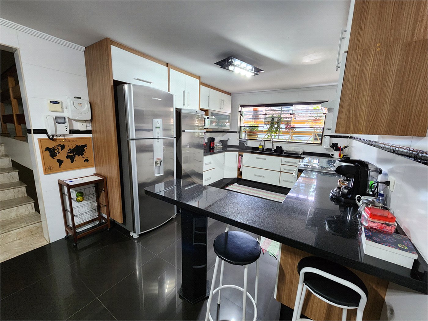 Casa à venda com 4 quartos, sendo 3 suítes,  em Vila Rosália, Guarulhos, SP
