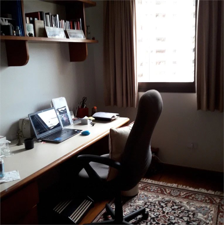 Apartamento à venda com 4 quartos, sendo 3 suítes,  em Vila Andrade, São Paulo, SP