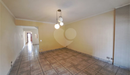 Sobrado à venda com 3 quartos, sendo 1 suíte,  em Santana, São Paulo, SP