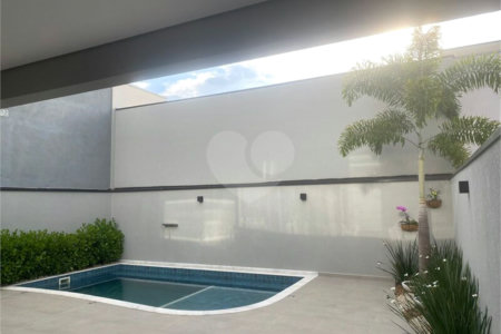 Casa à venda com 3 quartos, sendo 1 suíte,  no condomínio Mantova, Indaiatuba - SP