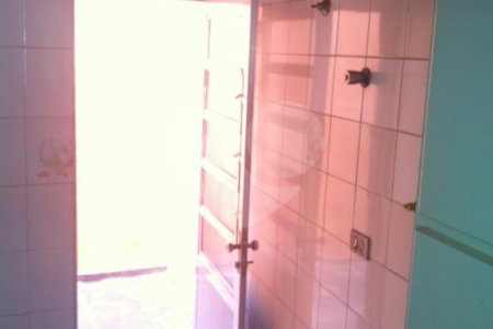 Sobrado à venda com 3 quartos, sendo 1 suíte, em Chora Menino, São Paulo, SP