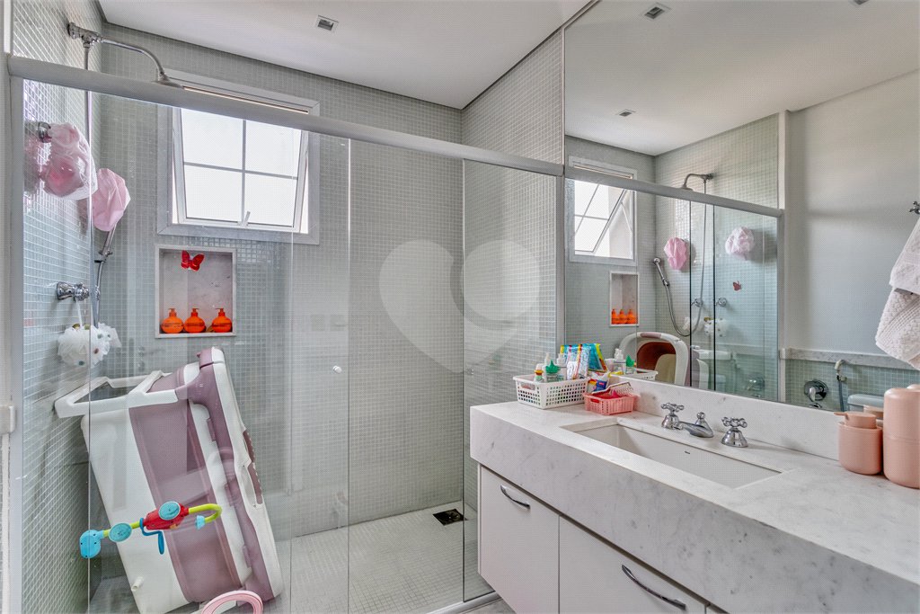 Casa à venda com 4 suítes no condomínio L'unique, São Paulo - SP