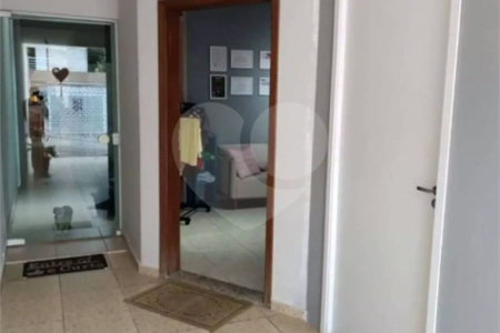 Sobrado à venda com 3 quartos, sendo 1 suíte, em Jardim Karolyne, Votorantim, SP