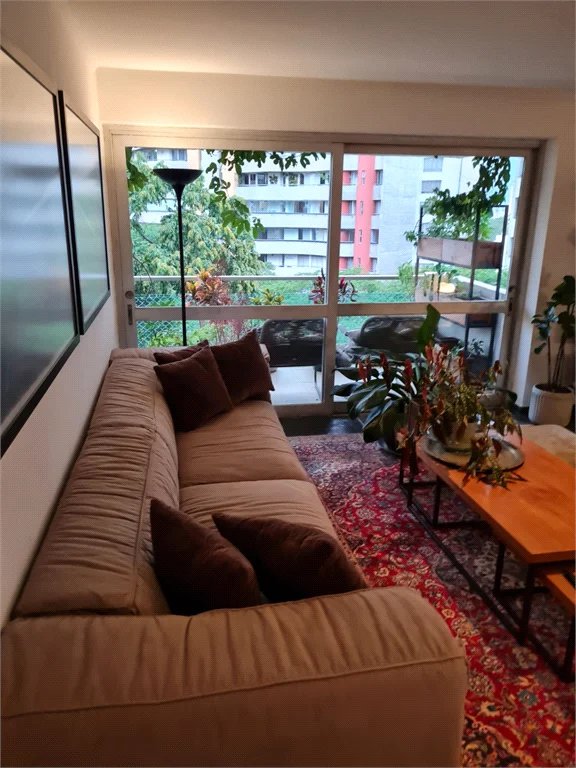 Apartamento à venda com 3 quartos, sendo 1 suíte, em Jardim Ampliação, São Paulo, SP