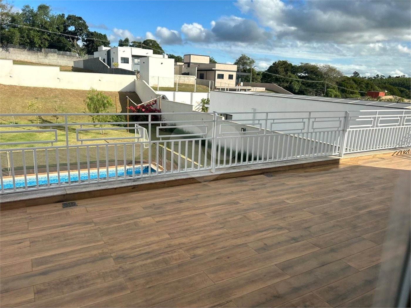 Casa à venda com 3 suítes no condomínio Terras de Lucas, Sorocaba - SP