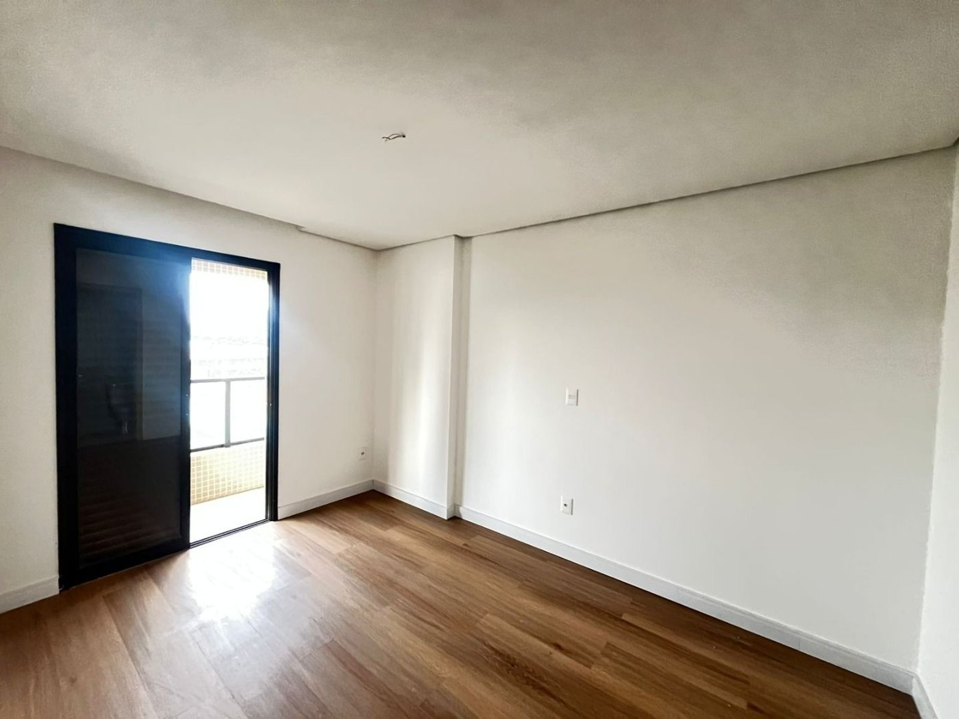 Apartamento com 2 dormitórios à venda, 65 m² por R$ 820.000,00 - Ponta da Praia - Santos/SP