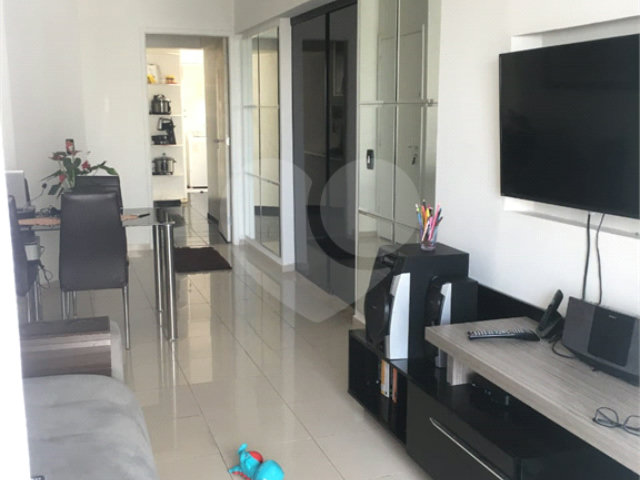 Apartamento à venda com 2 suítes em Santana, São Paulo, SP