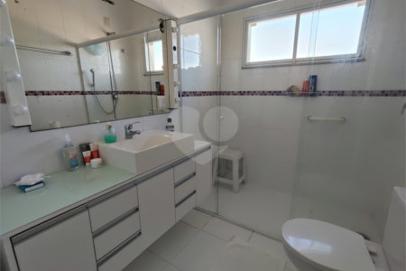 Casa para alugar com 6 quartos, sendo 4 suítes,  no Centro, Itapetininga, SP