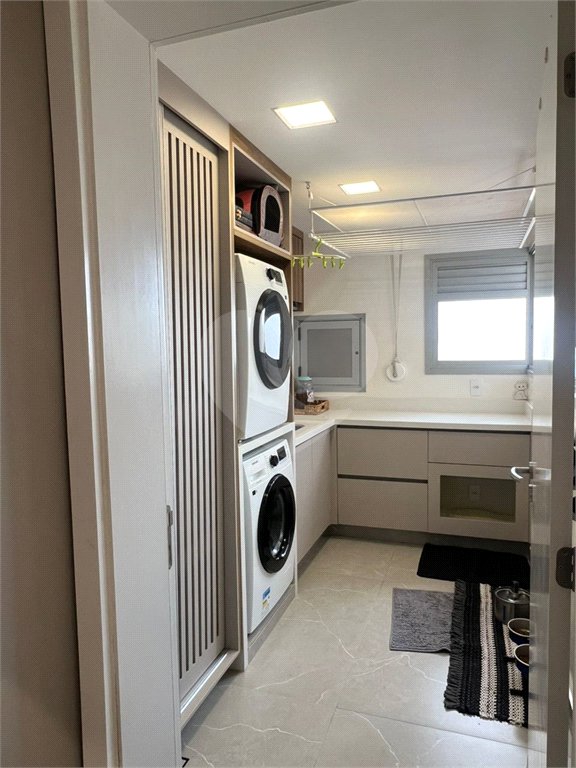 Apartamento à venda com 3 suítes em Jardim Marajoara, São Paulo, SP
